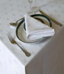 F8 table linen